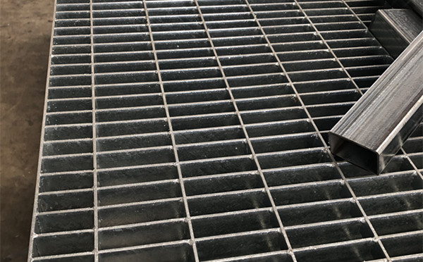 鍍鋅鋼格柵價格多少「泰江鋼格板」