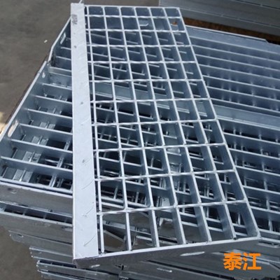 脫硫塔專用平臺鋼格板